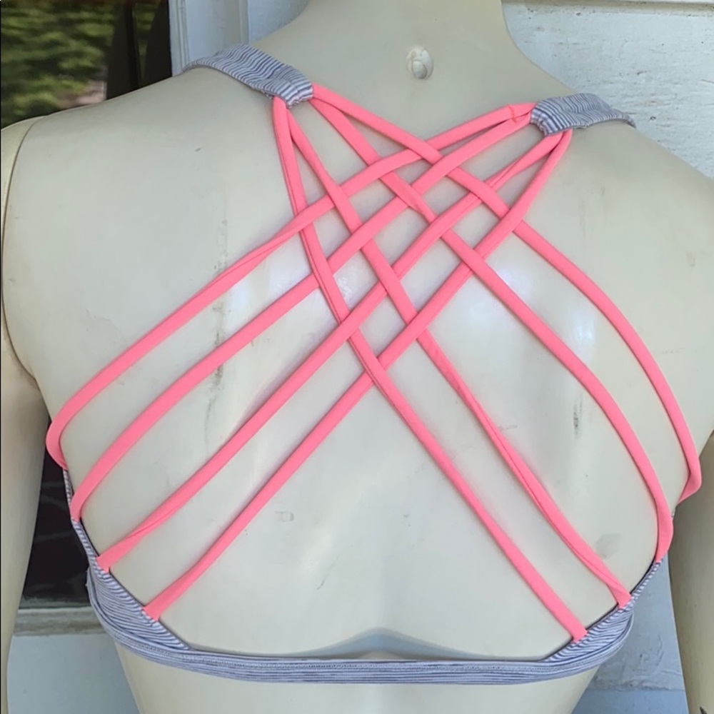 Lululemon bra